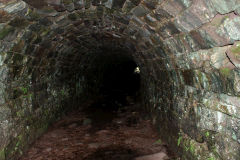 
Hills Tramroad to Llanfoist, Tramroad tunnel from East, June 2009